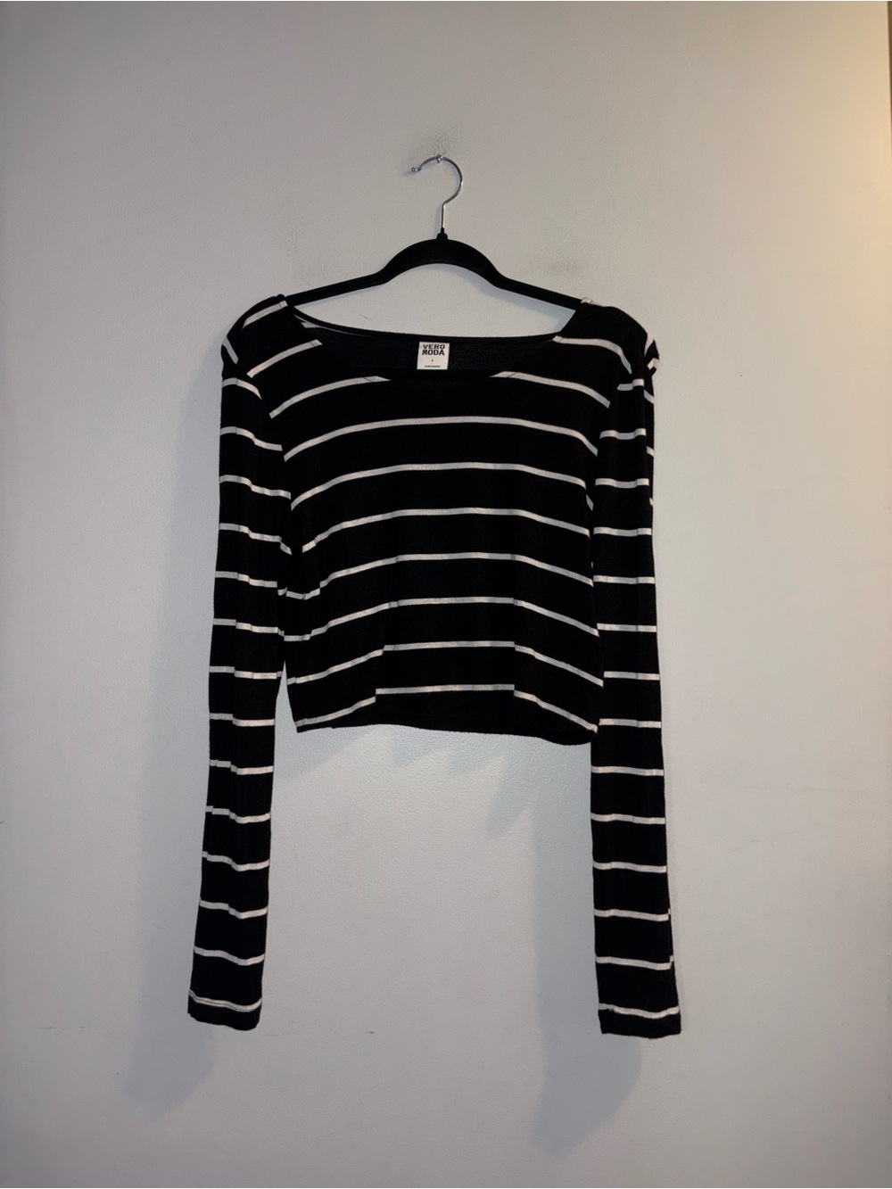 Vero Moda | Black Striped Cropped Longsleeve